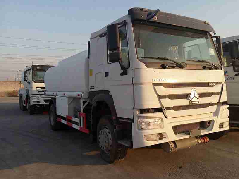 Oil Tank Truck